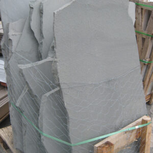 irregular bluestone flagging pallet